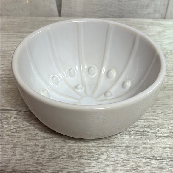 Other - White Ceramic Bowl with Textured Design